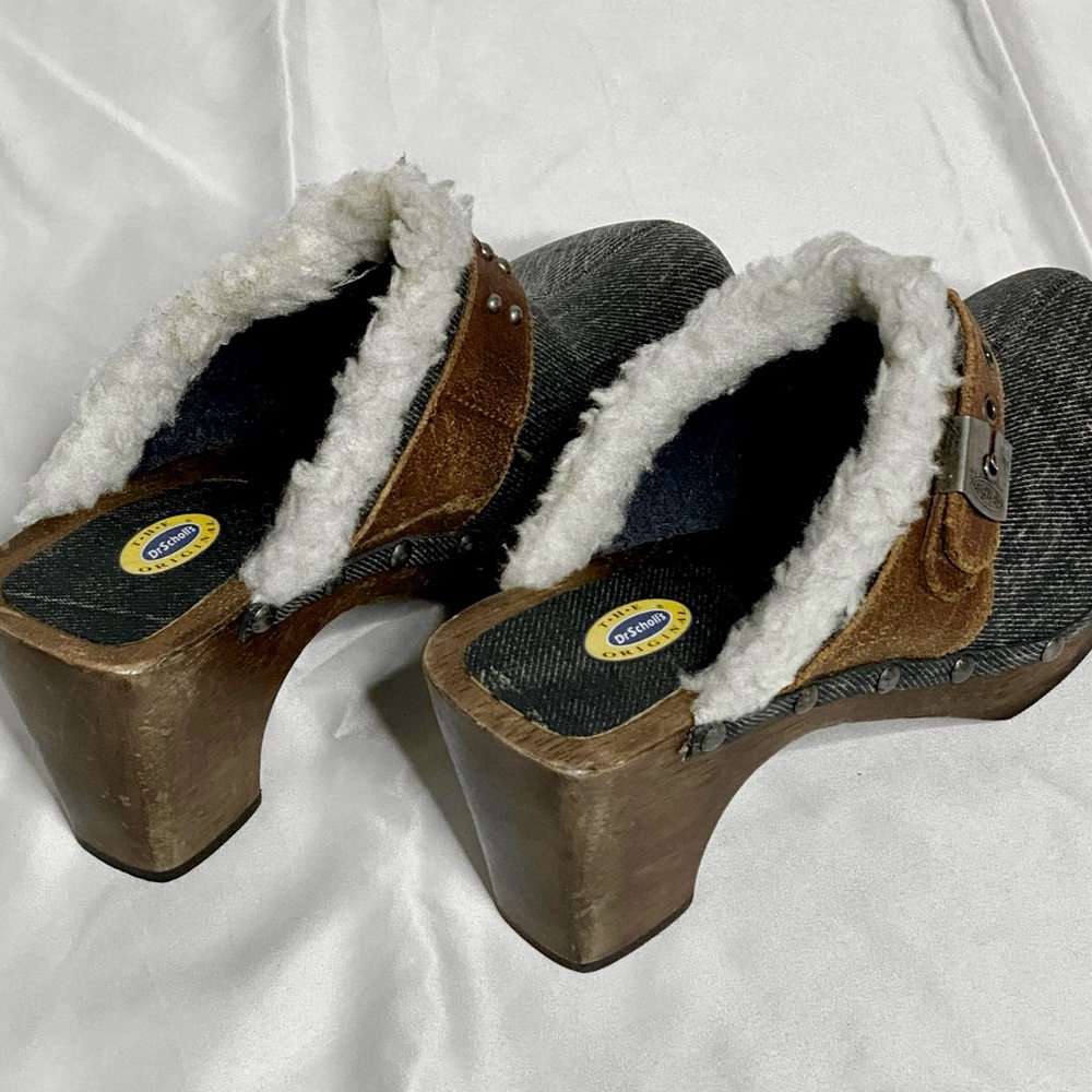 🆕 Dr. Scholl's Denim Fleece-trimmed Clog - Picture 7 of 7